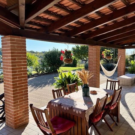 Bed and Breakfast Cascina Il Volo Монкальво Экстерьер фото