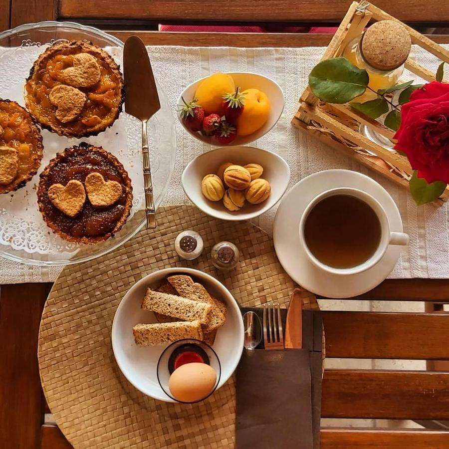 Bed and Breakfast Cascina Il Volo Монкальво Экстерьер фото
